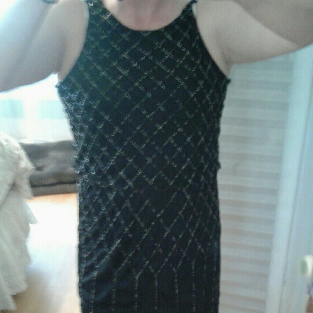 Dress - Picture 2 of 6